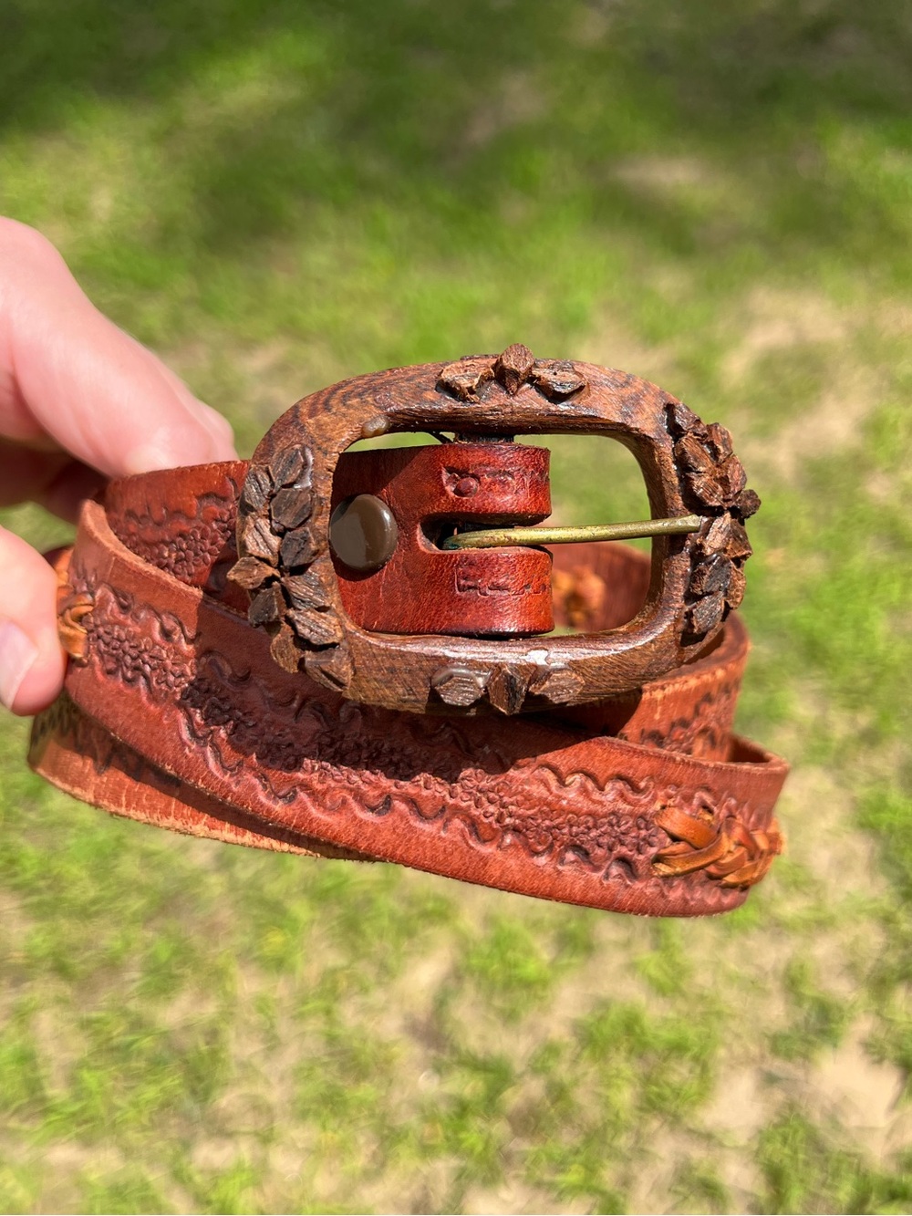 70s Handmade Floral Tooled Genuine Leather Belt Wooden Buckle Boho Cottagecore